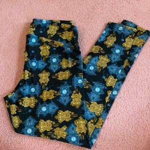 Lularoe clock leggings